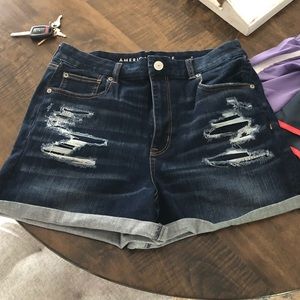 NWOT American Eagle Curvy Hi-Rise Shorts